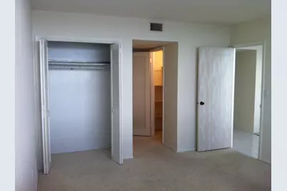 11930 N Bayshore Drive N #706, North Miami, FL 33181 - Photo 12