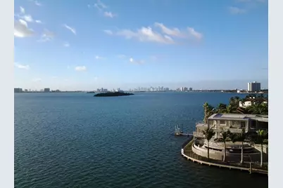 11930 N Bayshore Drive N #706, North Miami, FL 33181 - Photo 20