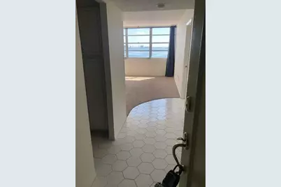 11930 N Bayshore Drive N #706, North Miami, FL 33181 - Photo 6