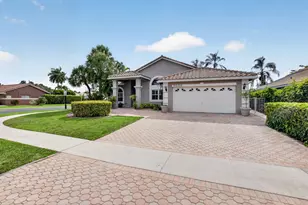 9336 Water Course Way, Boynton Beach, FL 33437 - Photo 2