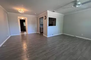 49 Cambridge B, West Palm Beach, FL 33417 - Photo 1