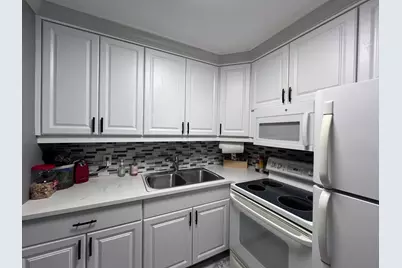 49 Cambridge B, West Palm Beach, FL 33417 - Photo 6
