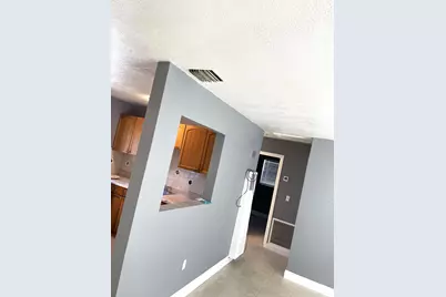571 Sioux Road, Lantana, FL 33462 - Photo 8