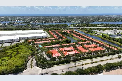 128 Lake Monterey Circle, Boynton Beach, FL 33426 - Photo 38