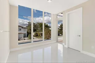 3123 Elizabeth St, Miami, FL 33133 - Photo 32