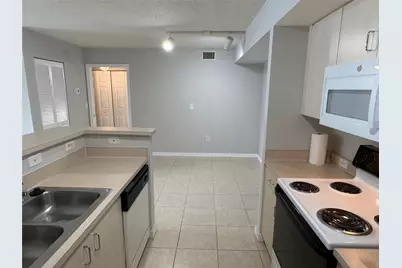 11165 SW 6th Street #204, Pembroke Pines, FL 33025 - Photo 22
