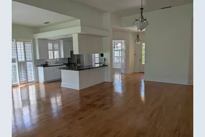 170 Euphrates Circle, Palm Beach Gardens, FL 33410 - Photo 6