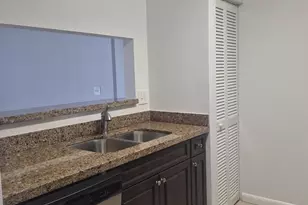 1739 Village Blvd, West Palm Beach, FL 33409 - Photo 14