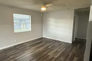 1110 S H St, Lake Worth, FL 33460 - Photo 2