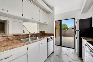 311 3rd Way, West Palm Beach, FL 33407 - Photo 2
