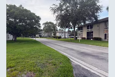 4 Lake Vista Trail #202, Port Saint Lucie, FL 34952 - Photo 16