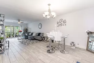 8911 S Hollybrook Blvd, Pembroke Pines, FL 33025 - Photo 12