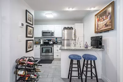 8911 S Hollybrook Boulevard #306, Pembroke Pines, FL 33025 - Photo 8