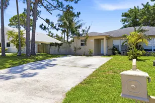 6088 Heather St, Jupiter, FL 33458 - Photo 2