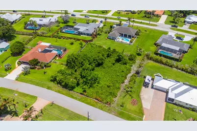 2012 SE Giffen Avenue, Port Saint Lucie, FL 34952 - Photo 6
