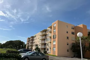 480 Executive Center Dr, West Palm Beach, FL 33401 - Photo 10