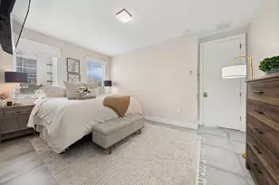 111 SE 2nd St, Delray Beach, FL 33444 - Photo 12