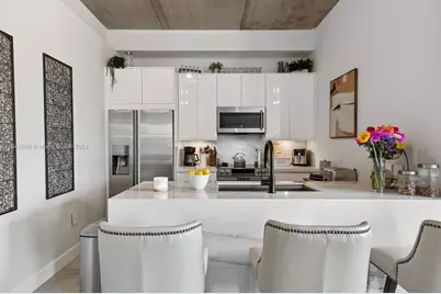 111 SE 2nd Street #201, Delray Beach, FL 33444 - Photo 6