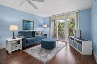 250 Jacaranda Dr, Plantation, FL 33324 - Photo 10