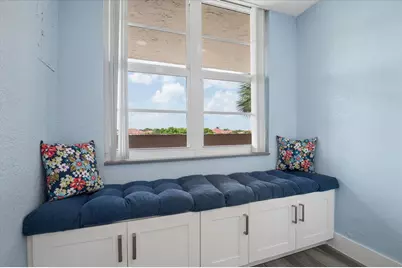 250 Jacaranda Drive #408, Plantation, FL 33324 - Photo 6