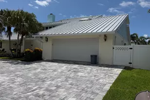 171 Lucina Dr, Hypoluxo, FL 33462 - Photo 2