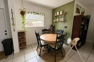 818 Glenridge Dr, West Palm Beach, FL 33405 - Photo 4