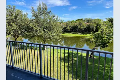 6984 SW 39th Street #H206, Davie, FL 33314 - Photo 4