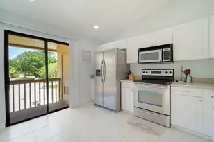 13095 Belhaven Ct, Wellington, FL 33414 - Photo 6