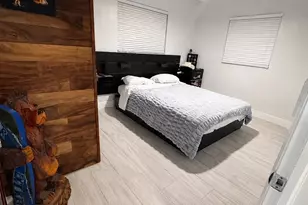 460 SW 55th Ave, Plantation, FL 33317 - Photo 10