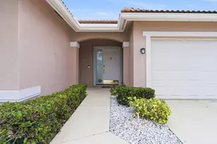 5317 Oakmont Village Cir, Lake Worth, FL 33463 - Photo 2