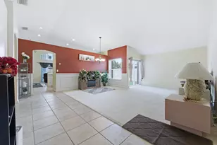 5317 Oakmont Village Cir, Lake Worth, FL 33463 - Photo 6