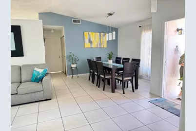 8600 NW 193rd Terrace, Hialeah, FL 33015 - Photo 4