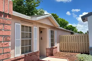 8600 NW 193rd Ter, Hialeah, FL 33015 - Photo 30