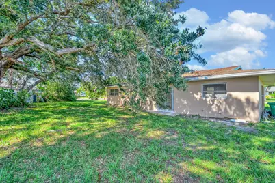 160 NE Bracken Road, Port Saint Lucie, FL 34983 - Photo 22