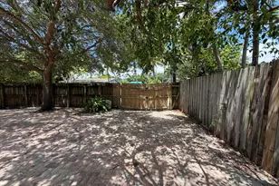 4250 NE 12th Ave, Pompano Beach, FL 33064 - Photo 24
