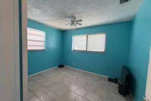 4250 NE 12th Ave, Pompano Beach, FL 33064 - Photo 16