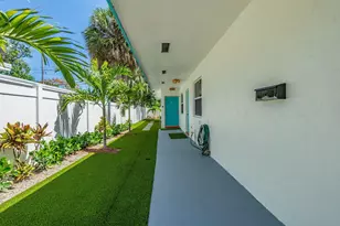 1332 Longwood St, West Palm Beach, FL 33401 - Photo 2