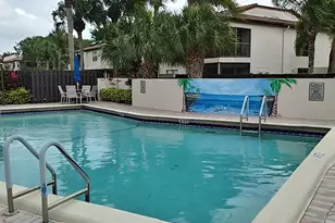 8045 Eastlake Dr, Boca Raton, FL 33433 - Photo 18