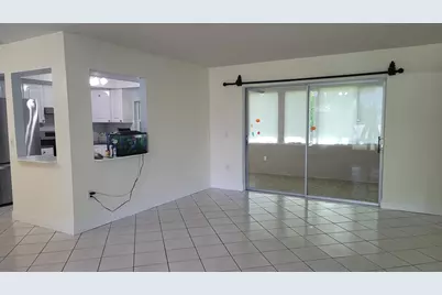 2590 NW 98th Avenue, Sunrise, FL 33322 - Photo 6