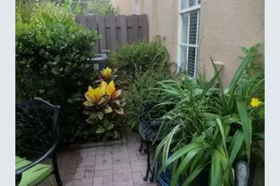 6898 Julia Gardens Drive, Coconut Creek, FL 33073 - Photo 30