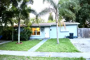 1920 N 65th Way, Hollywood, FL 33024 - Photo 2