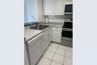 1537 SE Royal Green Circle SE #E 201, Port Saint Lucie, FL 34952 - Photo 12