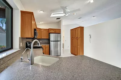 2395 NW 15th Street, Delray Beach, FL 33445 - Photo 10