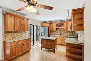 1608 16th Terrace, Palm Beach Gardens, FL 33418 - Photo 4