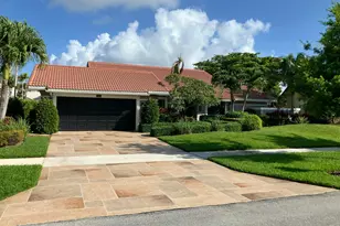 425 Deer Creek Path E, Deerfield Beach, FL 33442 - Photo 2