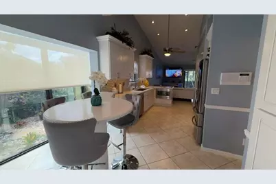 425 Deer Creek Path E, Deerfield Beach, FL 33442 - Photo 24