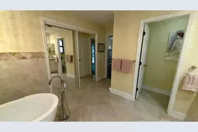 425 Deer Creek Path E, Deerfield Beach, FL 33442 - Photo 38