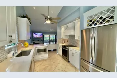 425 Deer Creek Path E, Deerfield Beach, FL 33442 - Photo 20
