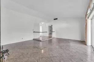 121 W Cypress Rd, Greenacres, FL 33467 - Photo 6