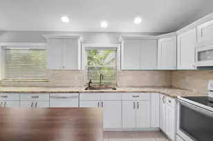 1959 NW Marsh Rabbit Ln, Jensen Beach, FL 34957 - Photo 8